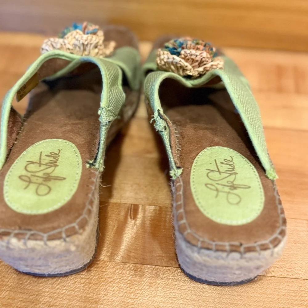 Life Stride Green Espadrilles with Floral Detail‎